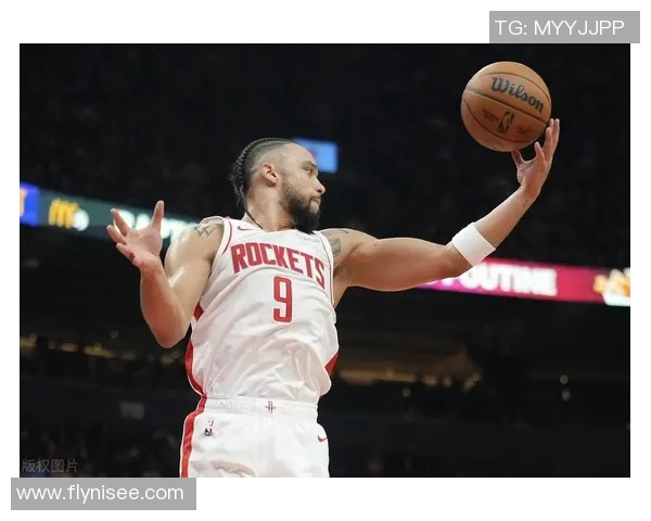 2017年火箭队与开拓者队激战回顾精彩瞬间与赛季亮点分析